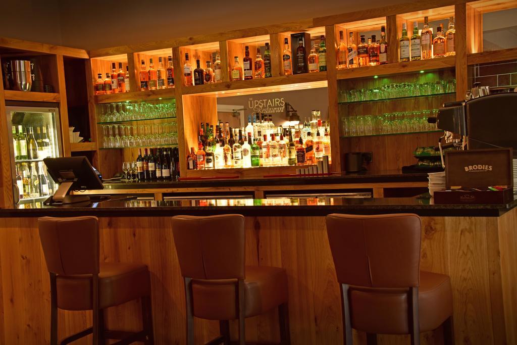 The Townhouse Aberfeldy - Rooms & Breakfast Extérieur photo